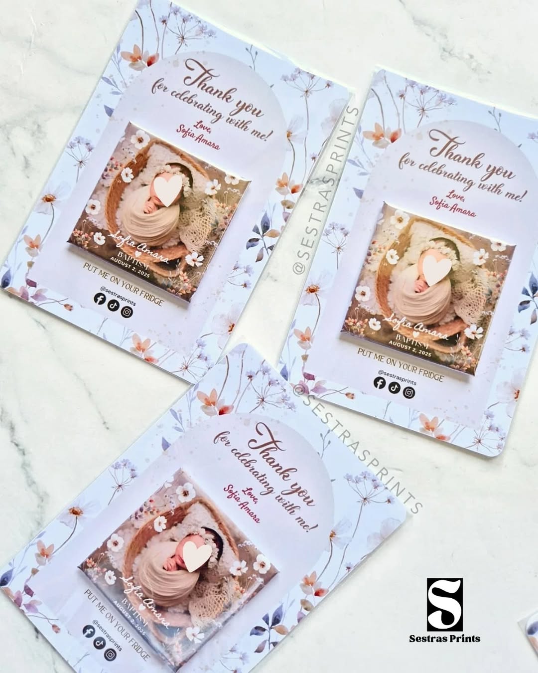 Floral baptism magnet souvenirs